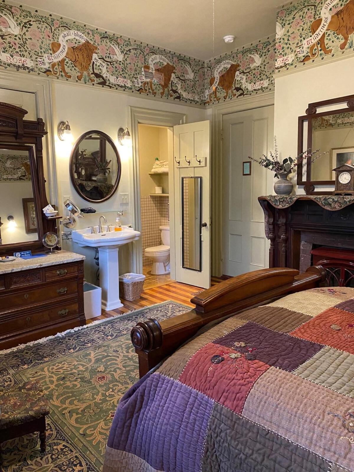 Amherst Inn מראה חיצוני תמונה