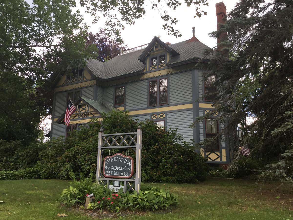Amherst Inn מראה חיצוני תמונה