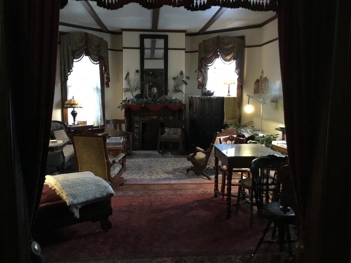 Amherst Inn מראה חיצוני תמונה