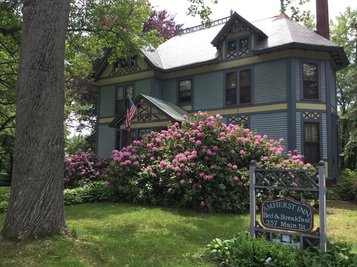 Amherst Inn מראה חיצוני תמונה